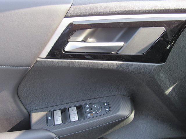new 2025 Mitsubishi Outlander car, priced at $25,205