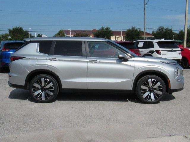 new 2025 Mitsubishi Outlander car, priced at $26,105