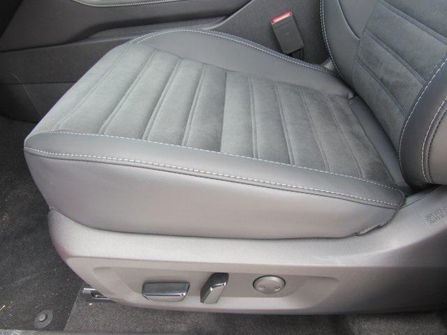 new 2025 Mitsubishi Outlander car, priced at $30,365