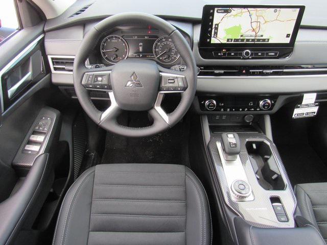 new 2025 Mitsubishi Outlander car, priced at $30,365