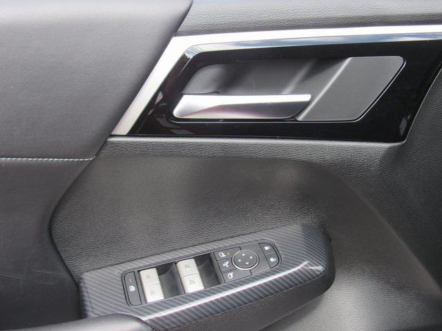 new 2025 Mitsubishi Outlander car, priced at $30,365