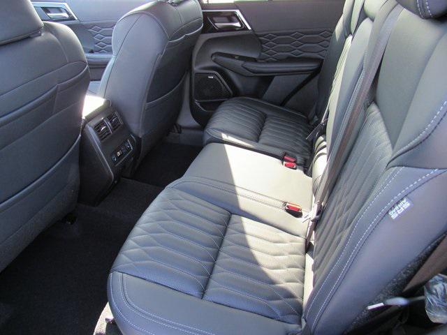 new 2025 Mitsubishi Outlander car, priced at $31,150