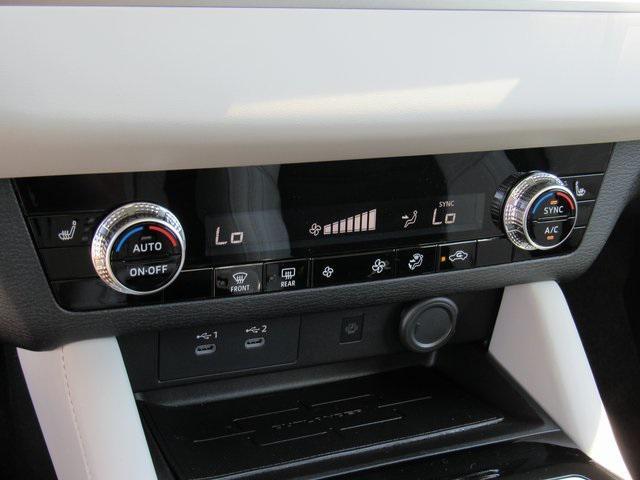 new 2025 Mitsubishi Outlander car, priced at $31,795