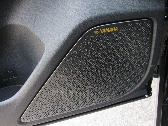 new 2025 Mitsubishi Outlander car, priced at $31,795