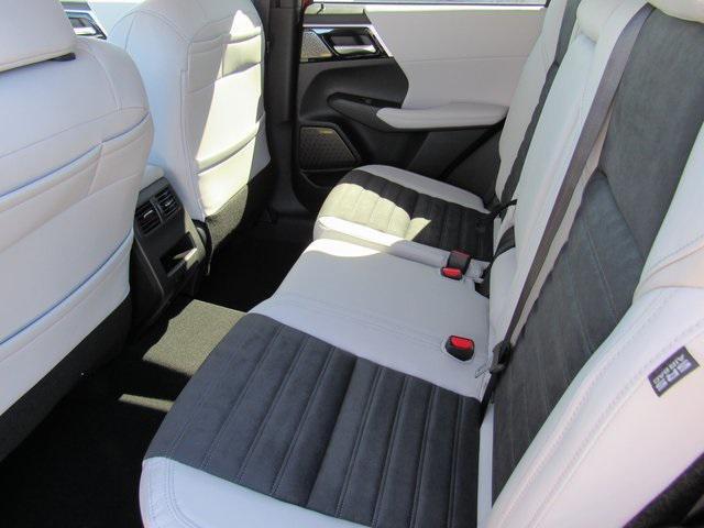 new 2025 Mitsubishi Outlander car, priced at $29,610