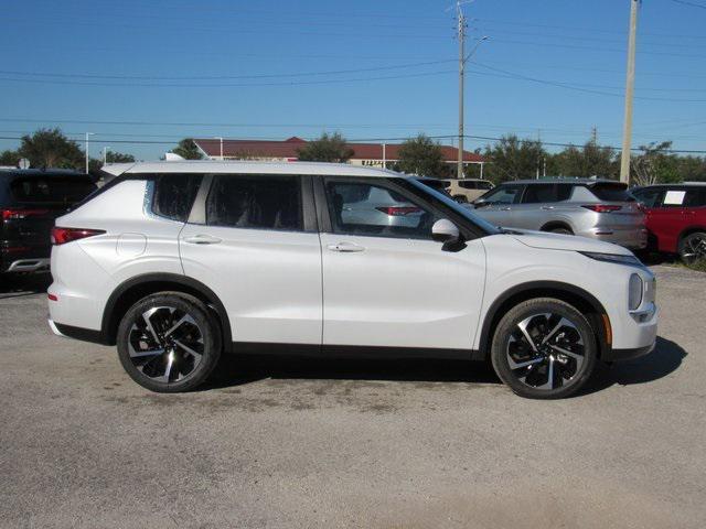 new 2024 Mitsubishi Outlander car, priced at $26,460