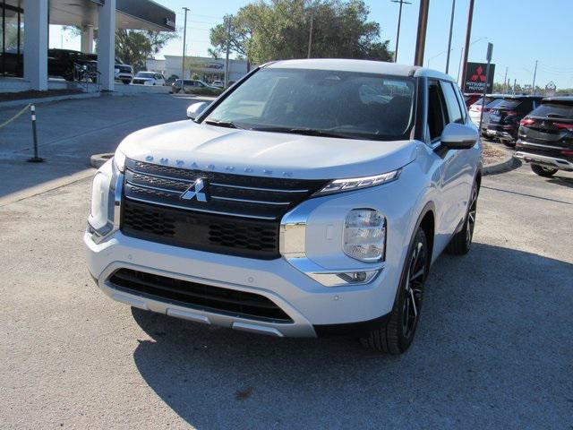 new 2024 Mitsubishi Outlander car, priced at $26,460