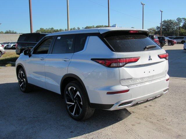 new 2024 Mitsubishi Outlander car, priced at $26,460