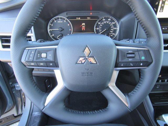 new 2025 Mitsubishi Outlander car, priced at $28,950