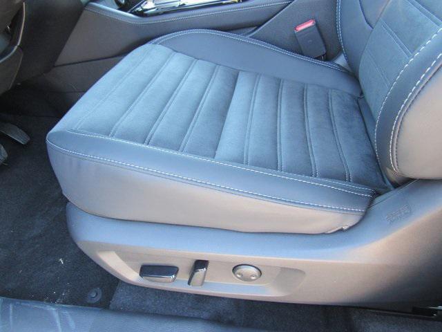 new 2025 Mitsubishi Outlander car, priced at $28,950