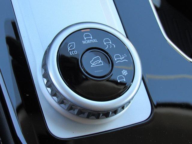 new 2025 Mitsubishi Outlander car, priced at $28,950