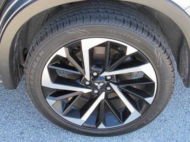 used 2024 Mitsubishi Outlander car, priced at $20,997