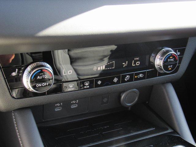 new 2025 Mitsubishi Outlander car, priced at $29,345