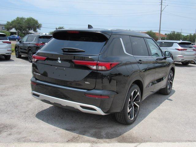 new 2024 Mitsubishi Outlander car, priced at $28,070