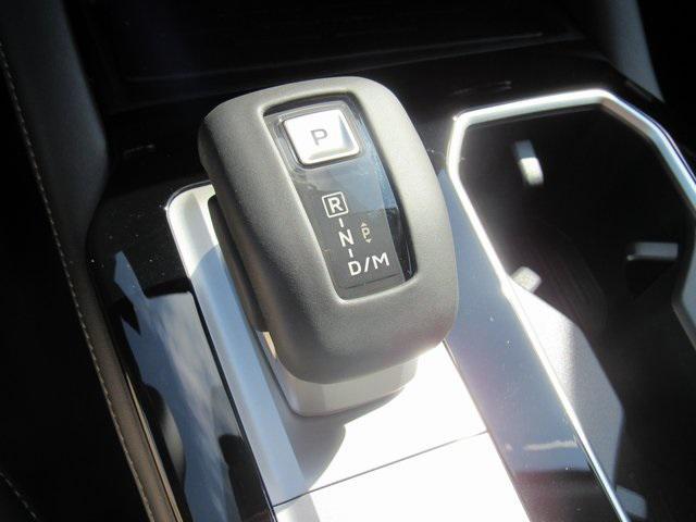 new 2025 Mitsubishi Outlander car, priced at $25,190