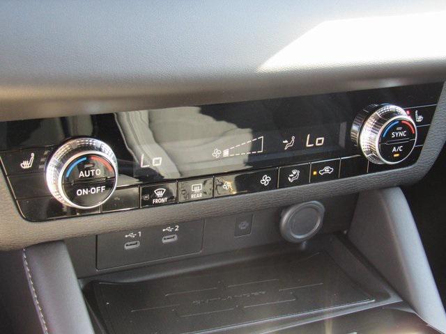 new 2025 Mitsubishi Outlander car, priced at $25,190