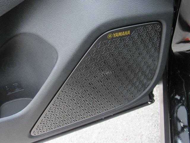 new 2025 Mitsubishi Outlander car, priced at $30,040