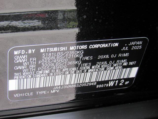 new 2025 Mitsubishi Outlander car, priced at $30,040