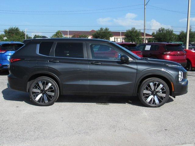 new 2025 Mitsubishi Outlander car, priced at $26,105