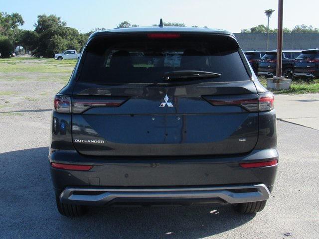 new 2025 Mitsubishi Outlander car, priced at $26,105
