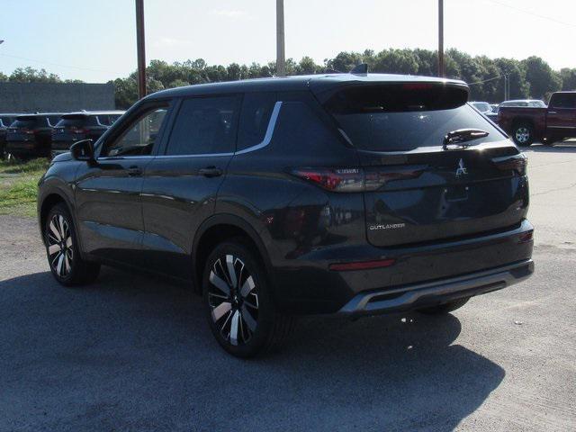 new 2025 Mitsubishi Outlander car, priced at $26,105