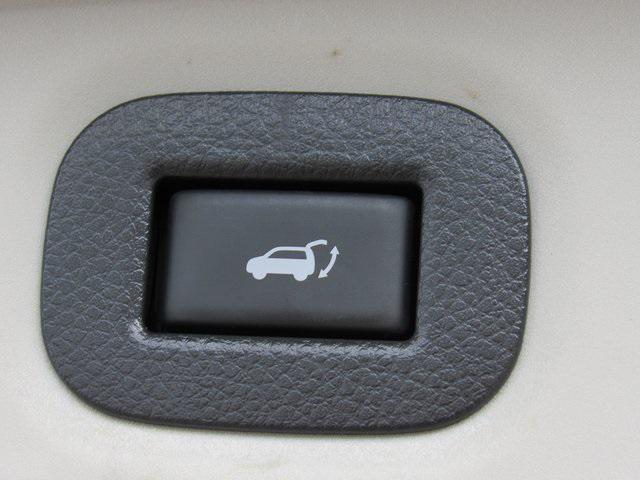 used 2020 Nissan Rogue car, priced at $10,987