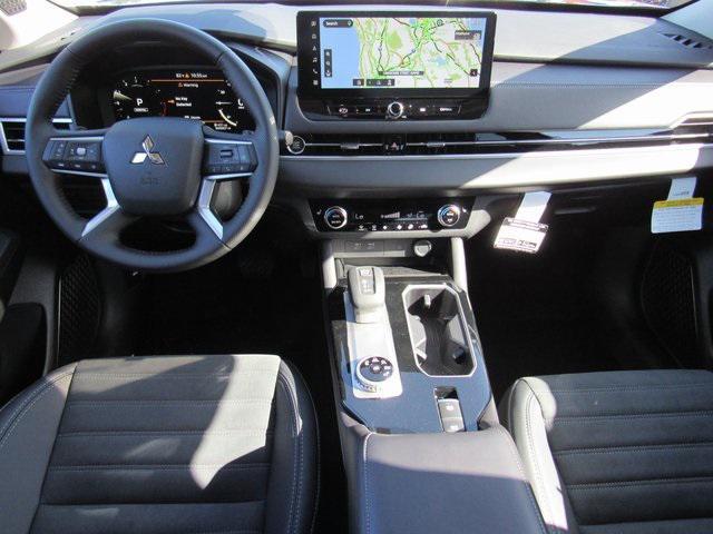 new 2025 Mitsubishi Outlander car, priced at $31,445