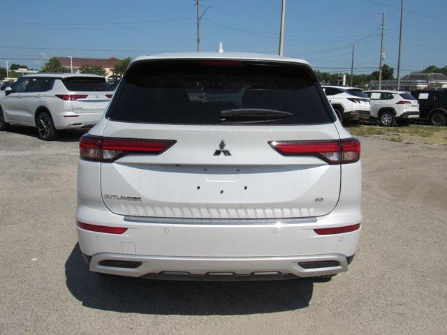 new 2024 Mitsubishi Outlander car, priced at $27,050