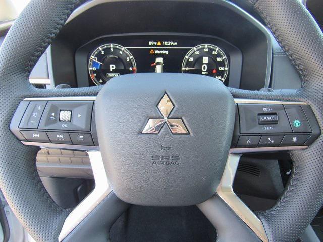 new 2024 Mitsubishi Outlander car, priced at $27,050