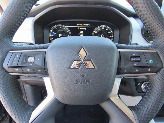 new 2024 Mitsubishi Outlander car, priced at $27,475