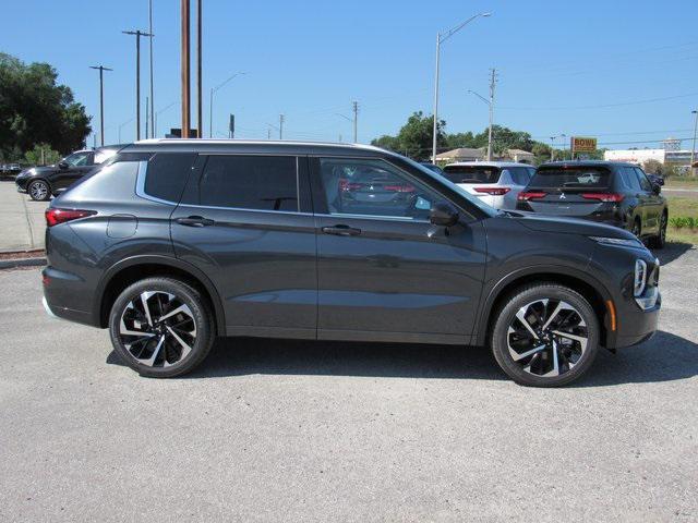 new 2024 Mitsubishi Outlander car, priced at $27,475