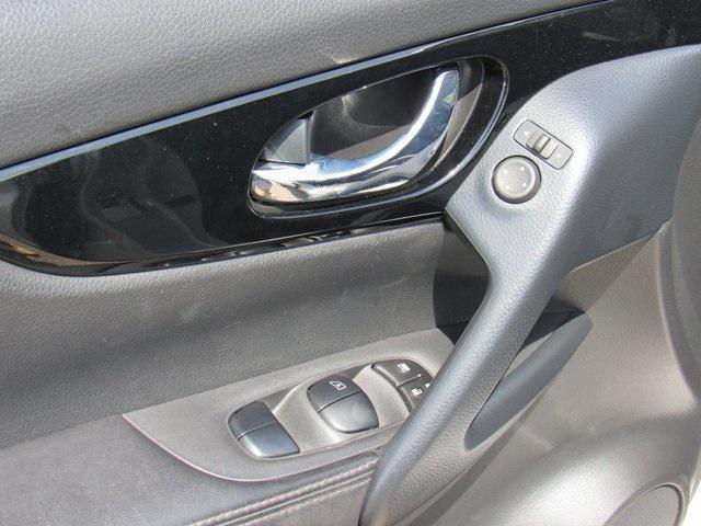 used 2022 Nissan Rogue Sport car, priced at $21,236
