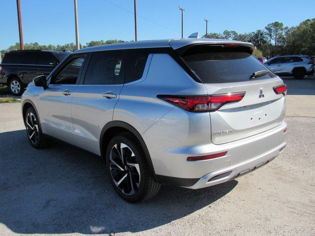 new 2024 Mitsubishi Outlander car, priced at $26,515