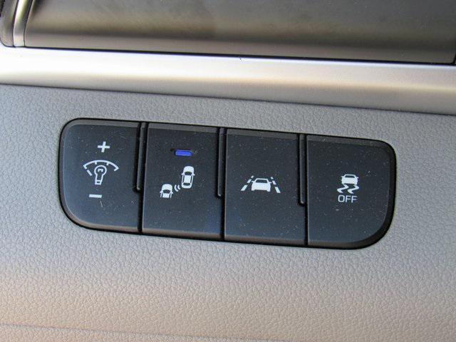 used 2020 Hyundai Elantra car, priced at $10,735