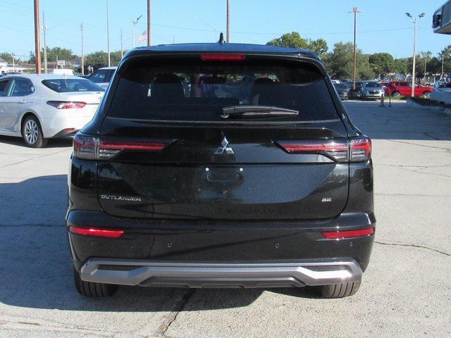 new 2025 Mitsubishi Outlander car, priced at $32,040