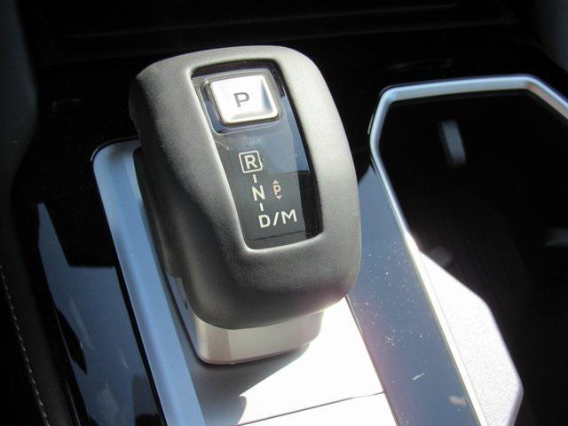 new 2025 Mitsubishi Outlander car, priced at $26,105