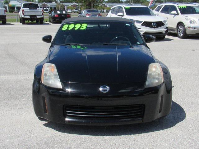 used 2005 Nissan 350Z car, priced at $9,996
