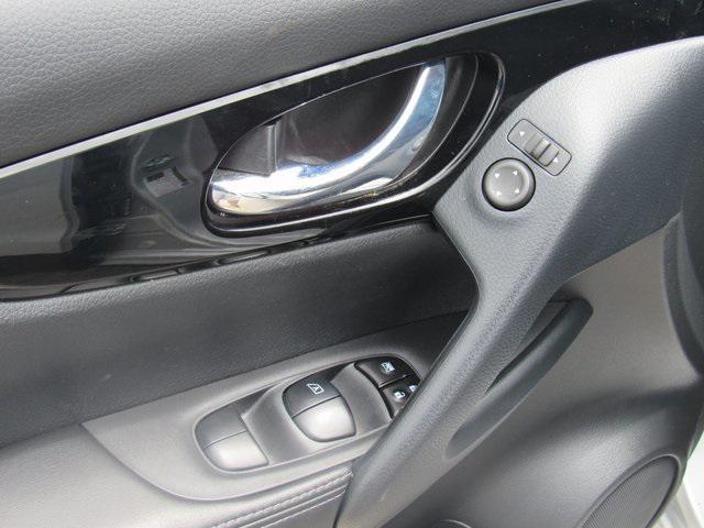 used 2021 Nissan Rogue Sport car, priced at $17,293