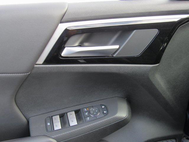 new 2025 Mitsubishi Outlander car, priced at $26,240