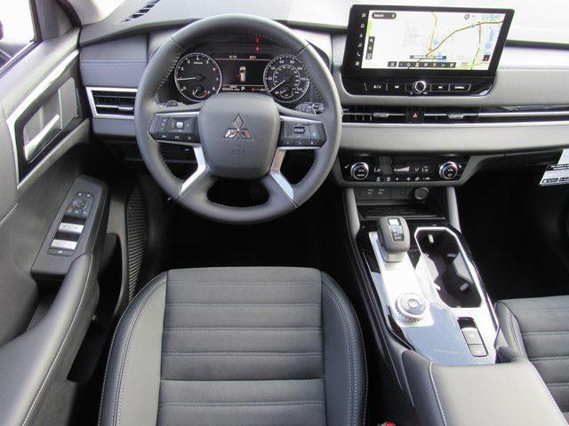 new 2025 Mitsubishi Outlander car, priced at $26,240