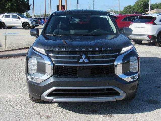 new 2025 Mitsubishi Outlander car, priced at $25,205