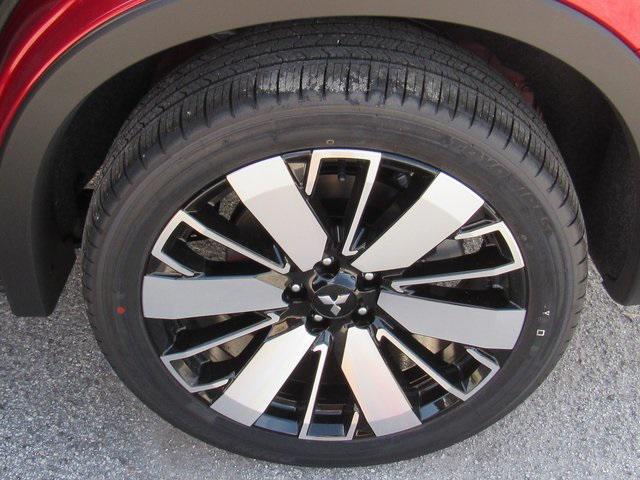 new 2025 Mitsubishi Outlander car, priced at $33,745