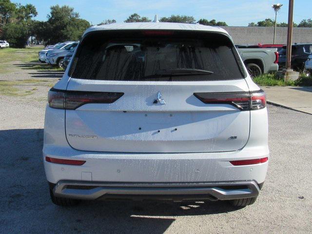 new 2025 Mitsubishi Outlander car, priced at $29,795
