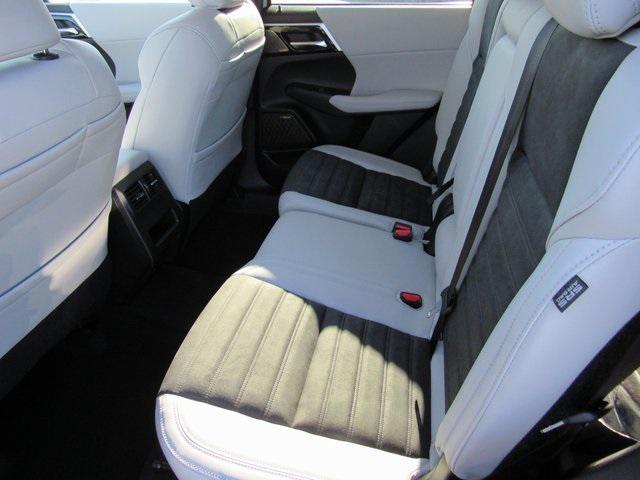 new 2025 Mitsubishi Outlander car, priced at $29,795