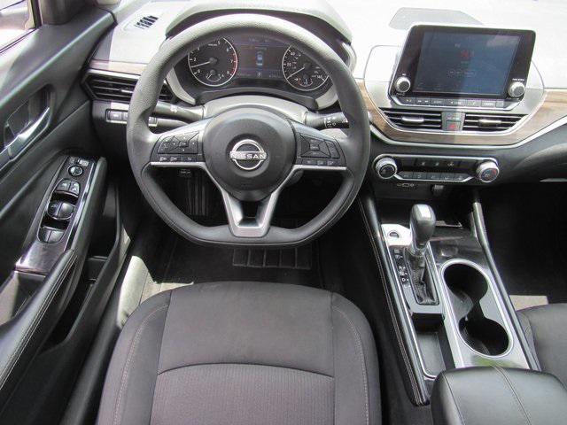 used 2023 Nissan Altima car, priced at $15,992