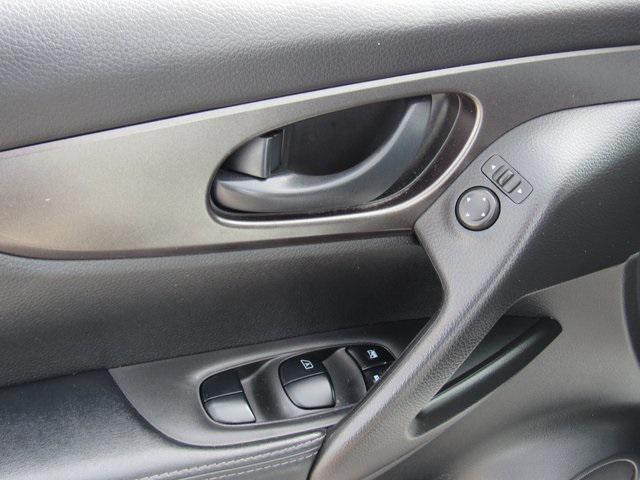 used 2019 Nissan Rogue Sport car, priced at $13,999