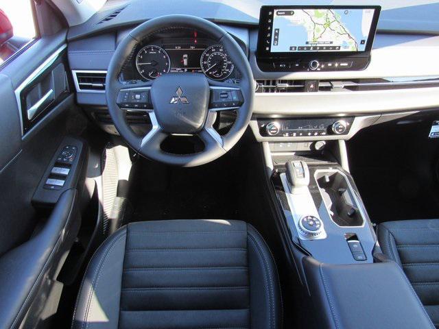 new 2025 Mitsubishi Outlander car, priced at $27,025