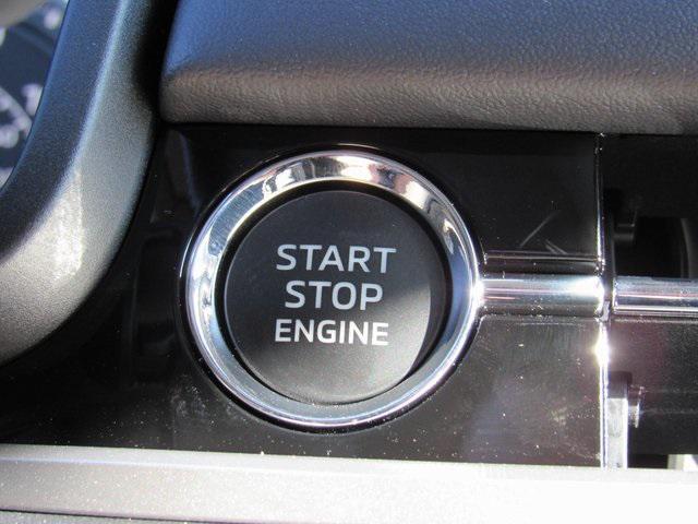 new 2025 Mitsubishi Outlander car, priced at $27,025