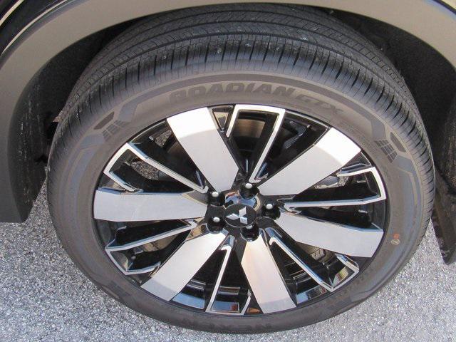 new 2025 Mitsubishi Outlander car, priced at $26,255