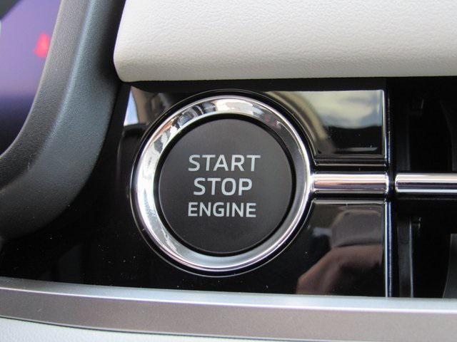 new 2025 Mitsubishi Outlander car, priced at $31,795